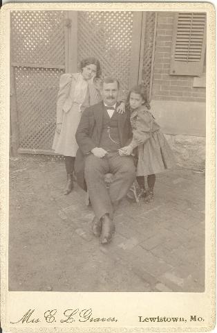 Sister Louise, Uncle Cash Christie, and "Nix" Graves.